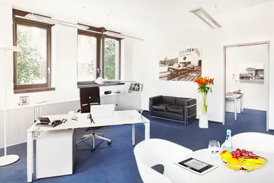 Privates Büro in München-Trudering-Riem, 14 m², bis 2 Personen - 4