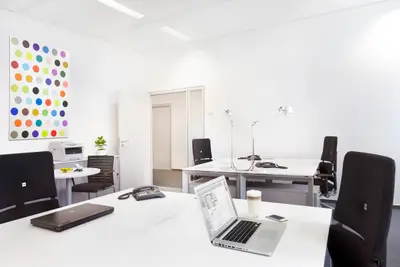 Privates Büro in Frankfurt am Main-Innenstadt, 14 m², bis 2 Personen - 2