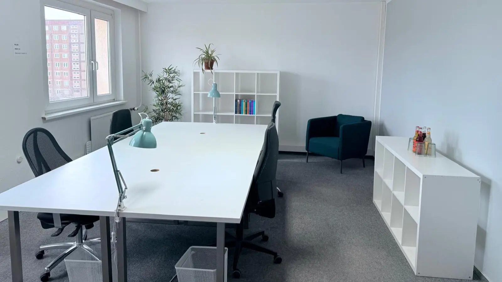 Privates Büro für bis zu 8 Personen