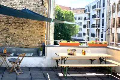 Voll ausgestattete Büroräume im Graefekiez in Kreuzberg - 1