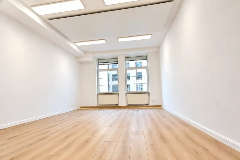 Privates Büro in Frankfurt am Main-Ostend – Bild 12