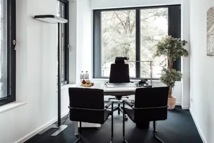 Privates Büro für bis zu 3 Personen
