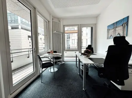 Privates Büro für bis zu 3 Personen