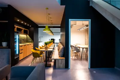 Plug & Play Büro für 20-30 Mitarbeiter - 6
