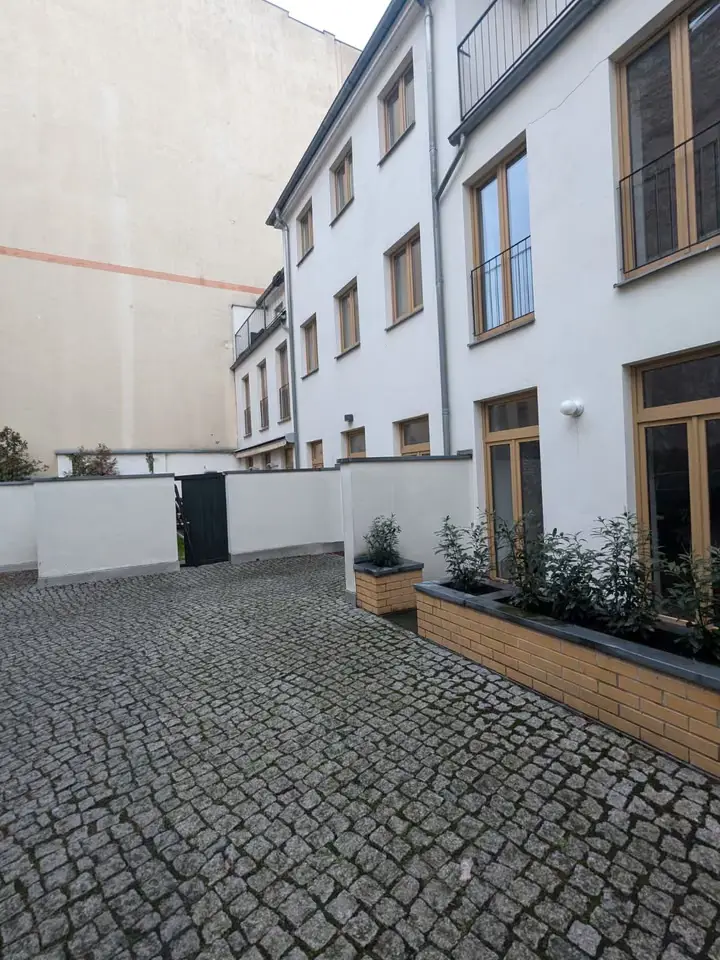 Privates Büro für bis zu 2 Personen